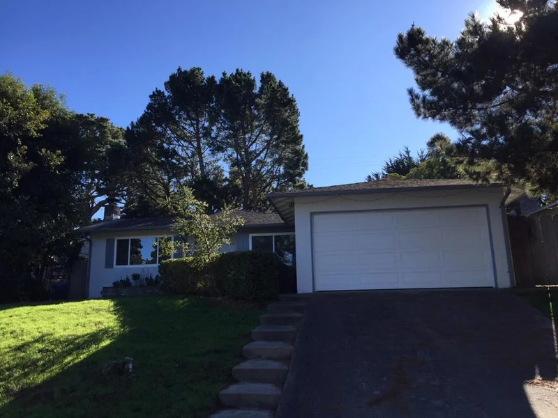555 Mar Vista, Monterey, CA 93940