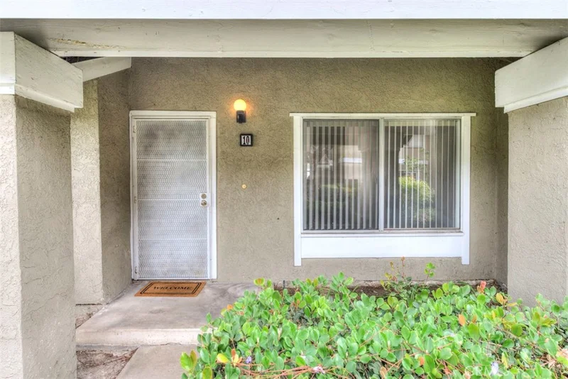 10 Boston, Irvine, CA 92604