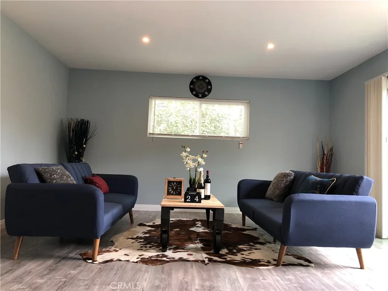 910 Golden West, Santa Ana, CA 92704