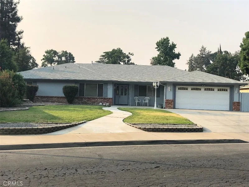 561 Buena Vista, Merced, CA 95348