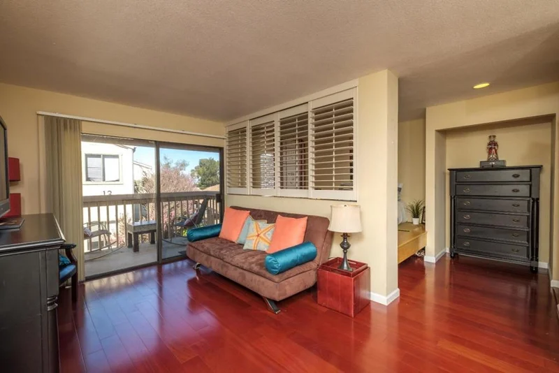 300 Glenwood #307, Monterey, CA 93940