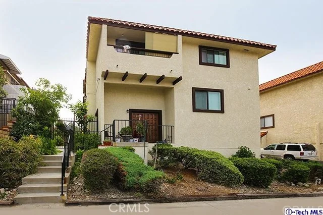 10142 Samoa #5, Tujunga, CA 91042