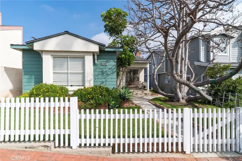 515 Marine, Manhattan Beach, CA 90266
