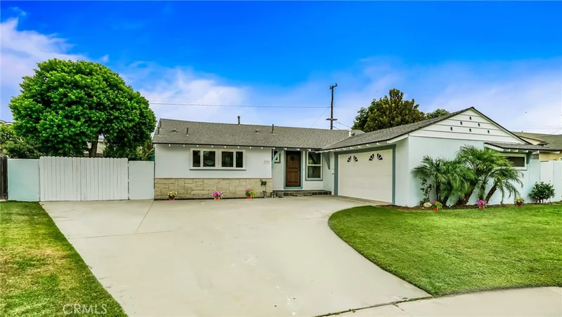 2940 Rowland, Anaheim, CA 92804
