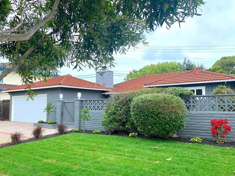 104 Hiller, Belmont, CA 94002