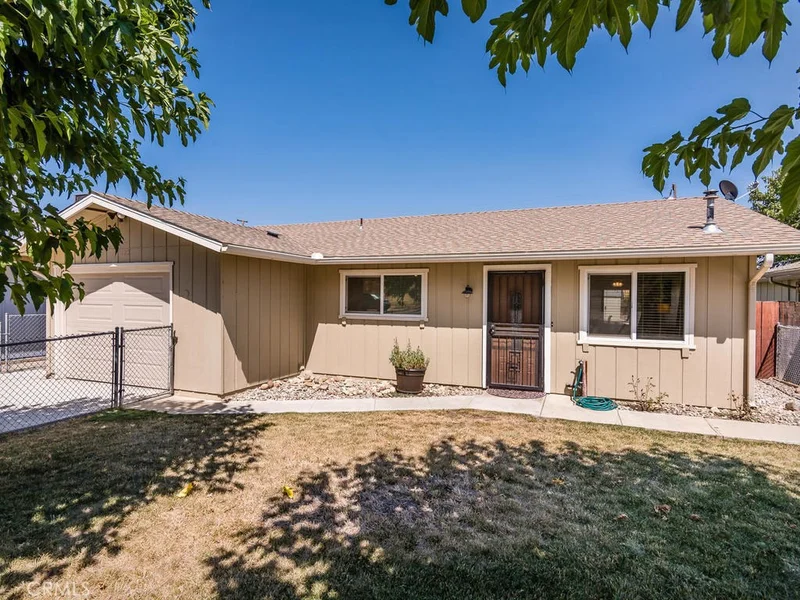 1122 K, San Miguel, CA 93451