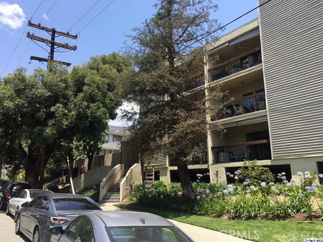 1236 Columbus #24, Glendale, CA 91202