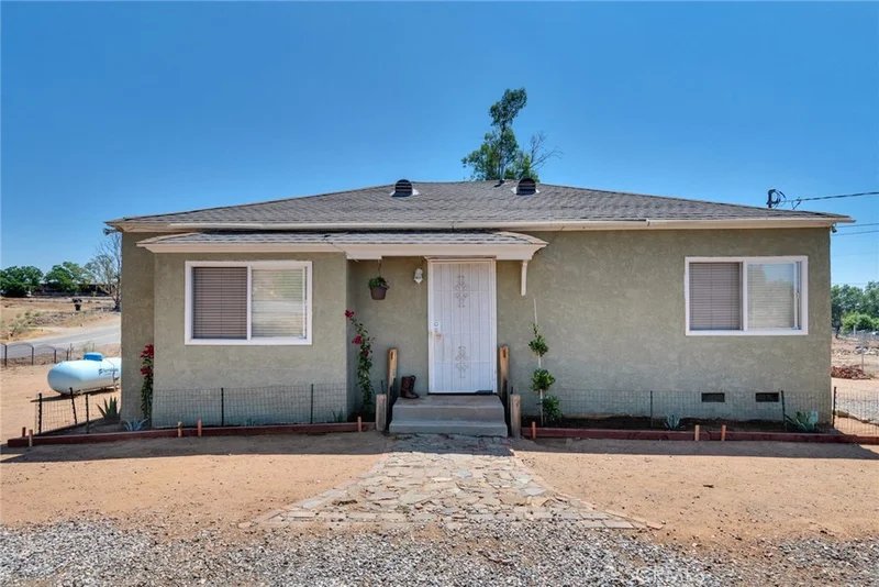 27020 State Highway 74, Perris, CA 92570