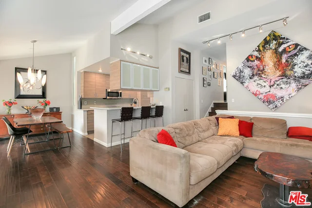 4314 Glencoe #7, Marina Del Rey, CA 90292