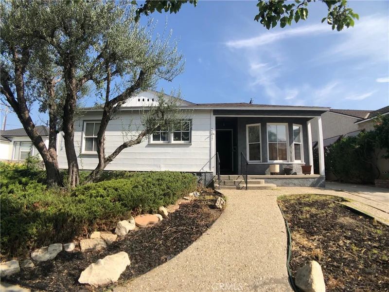 2717 Sandwood, Lakewood, CA 90712