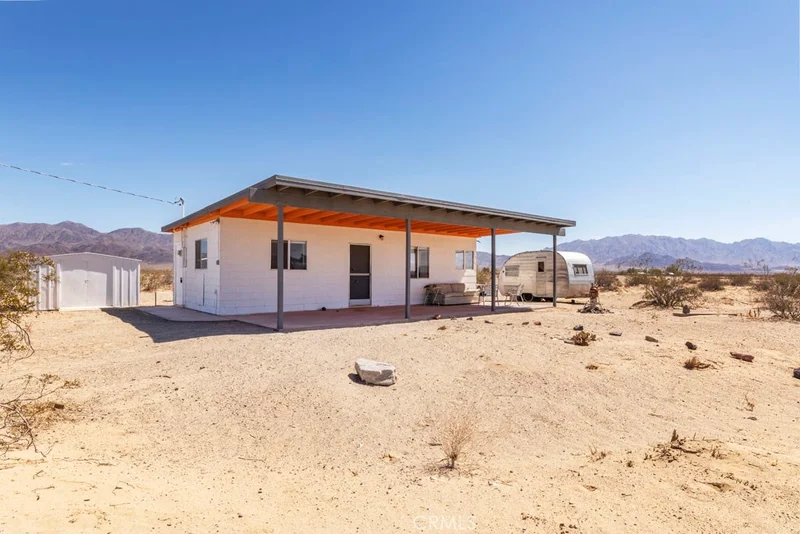 84753 Eddie Albert, 29 Palms, CA 92277