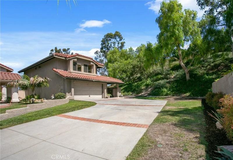 9 Saint Isabella, Laguna Niguel, CA 92677