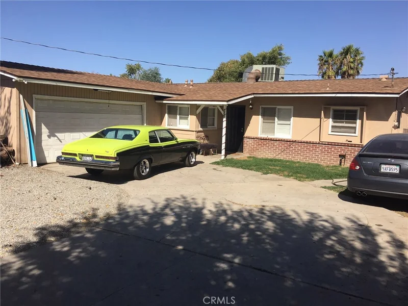 1230 Laurelwood, San Bernardino, CA 92408