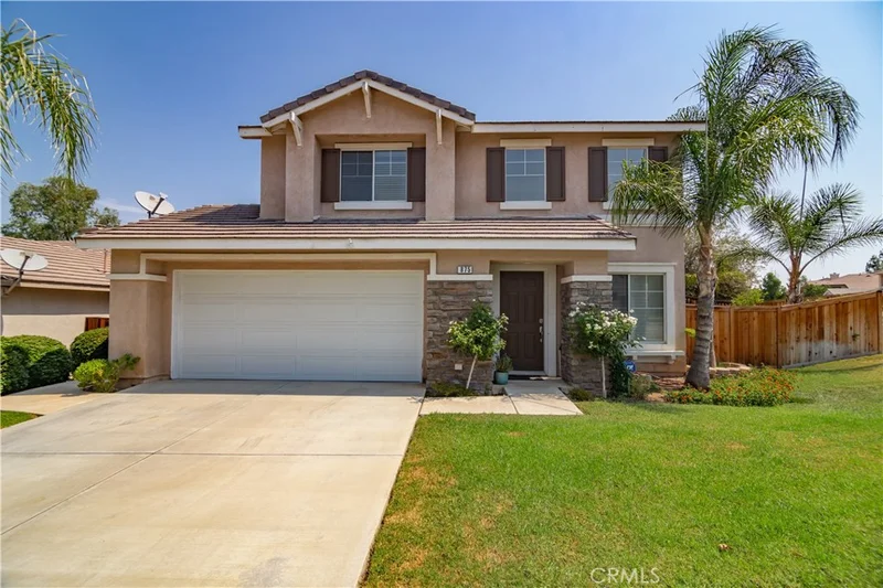 875 Saint James, Corona, CA 92882