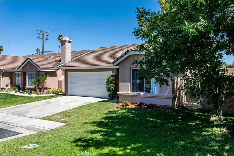 890 Augusta, Hemet, CA 92545
