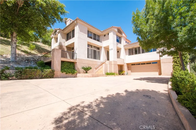 428 28th, Paso Robles, CA 93446