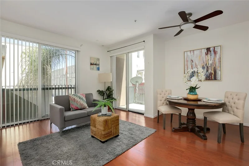302 19th #7, Long Beach, CA 90806