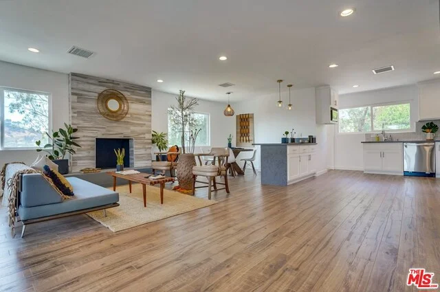 2730 Range, Los Angeles, CA 90065