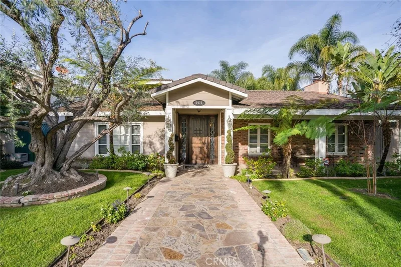 5475 Anaheim, Long Beach, CA 90815