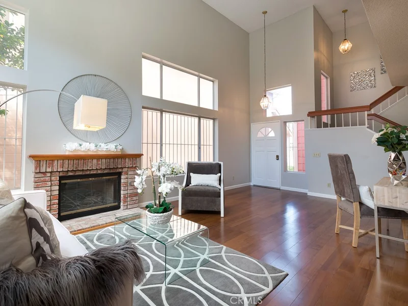 2956 61st, Huntington Park, CA 90255