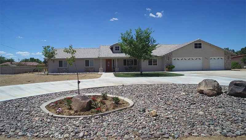 18912 Red Feather, Apple Valley, CA 92307