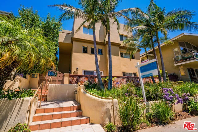 1043 11th #4, Santa Monica, CA 90403