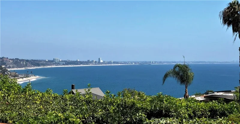 18420 Wakecrest Drive, Malibu, CA 90265