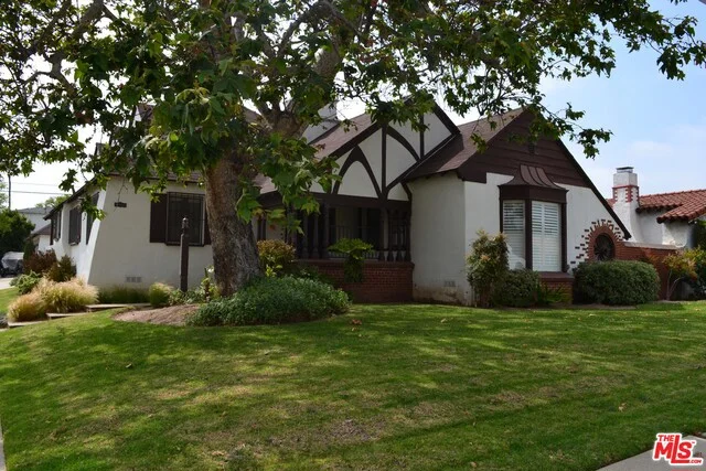 8721 3rd, Inglewood, CA 90305