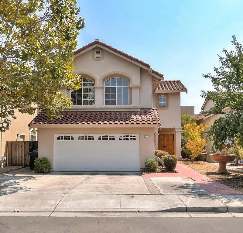 258 Silverlake, Milpitas, CA 95035