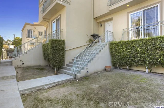5507 Via Marisol, Los Angeles, CA 90042