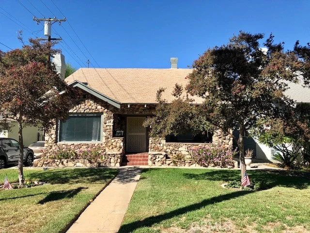115 E. Olive Street, Corona, CA 92879