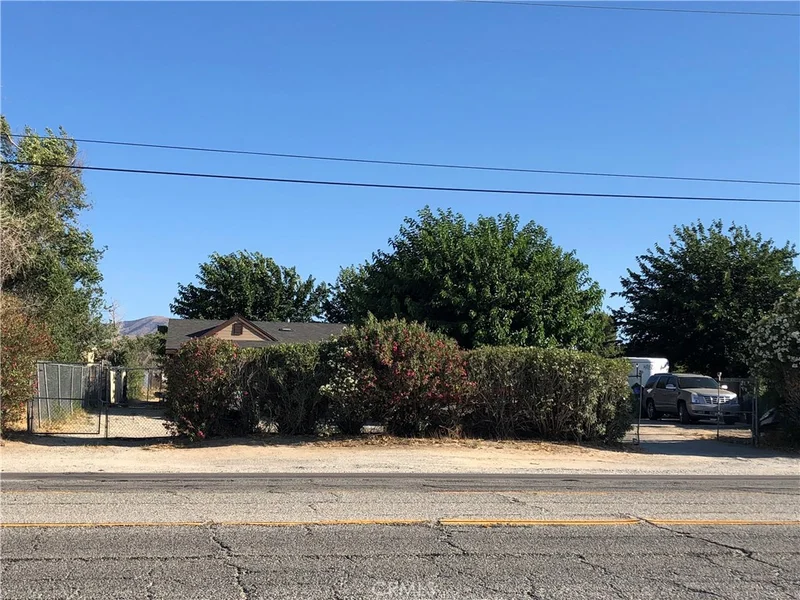 4126 Pearblossom, Palmdale, CA 93552