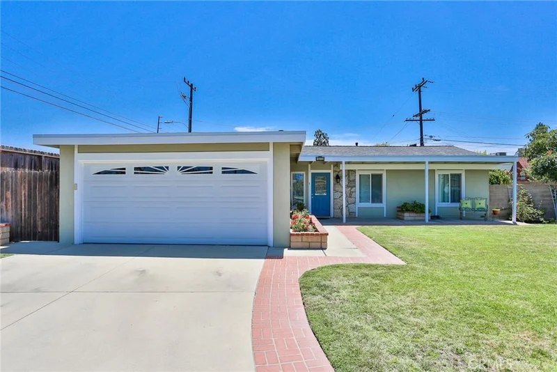 19012 Mathew, Huntington Beach, CA 92646
