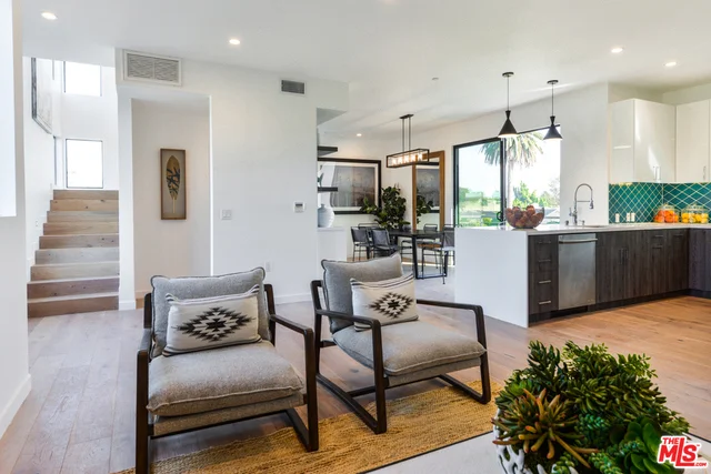 11900 Washington #A, Mar Vista, CA 90066