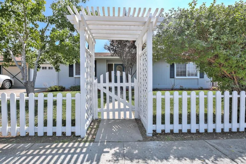460 Grant Court, Gilroy, CA 95020