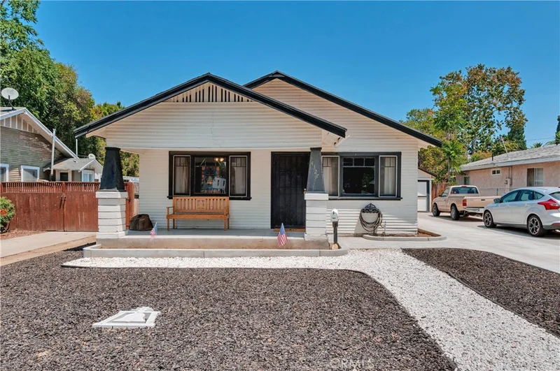 4327 Edgewood, Riverside, CA 92506