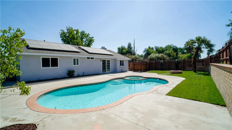 19087 Reindeer, Lake Elsinore, CA 92530