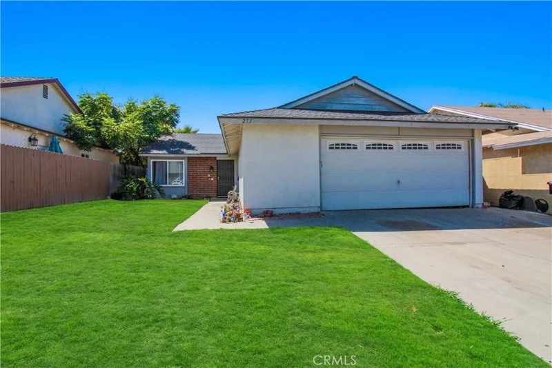 253 Pageant, Anaheim, CA 92807