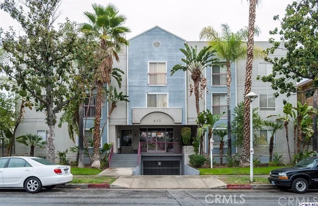 432 Kenwood St #206, Glendale, CA 91206