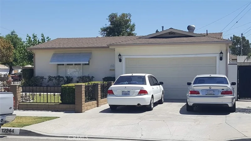 12244 185th, Artesia, CA 90701