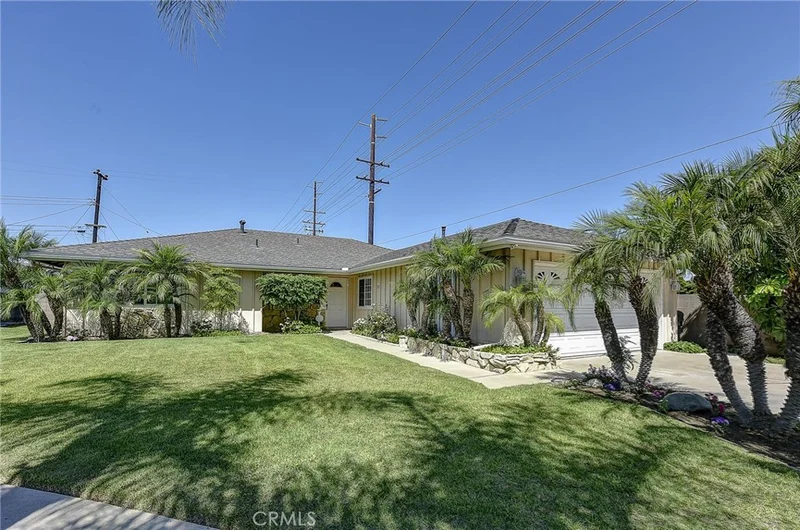 18513 Redwood, Fountain Valley, CA 92708