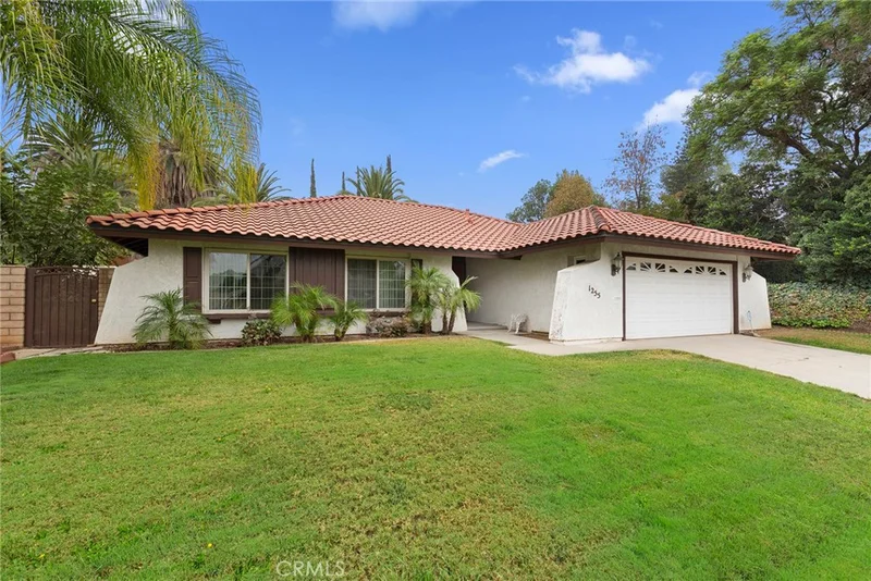 1255 Blazewood, Riverside, CA 92507