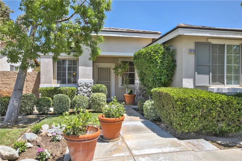11253 Blackwood, Fontana, CA 92337