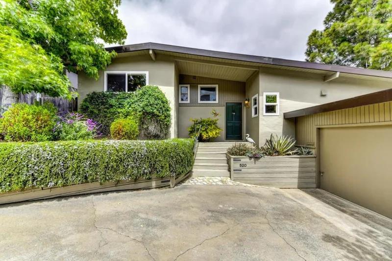 520 Toyon, Monterey, CA 93940