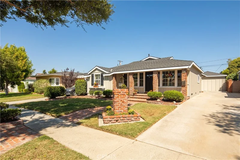902 Cerise, Torrance, CA 90503