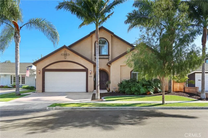 4542 Prelude, Huntington Beach, CA 92649