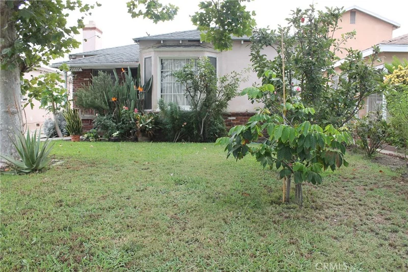 10112 Walnut, South Gate, CA 90280
