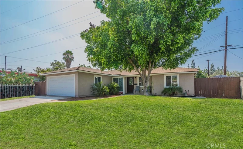 18458 Renwick, Azusa, CA 91702