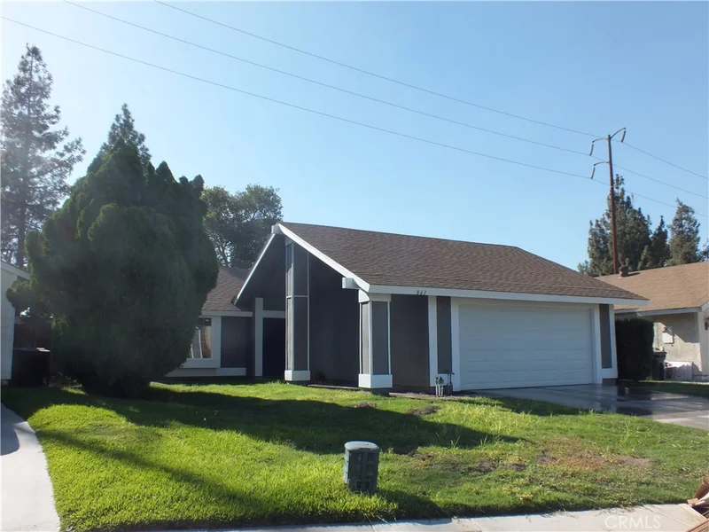 863 Saddlewood, Colton, CA 92324