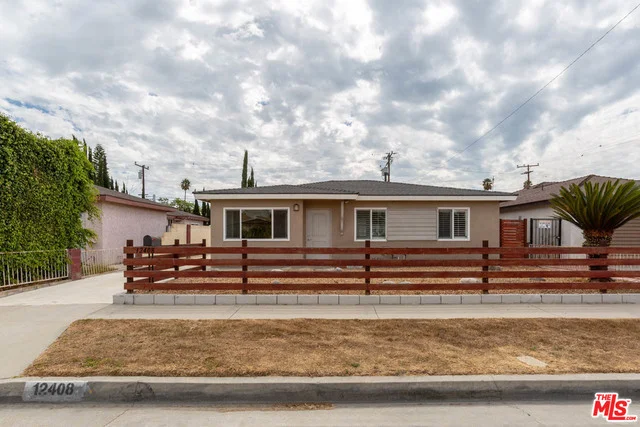 12408 Farlow, Hawaiian Gardens, CA 90716